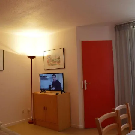 Apartment T2 A Pierre La Mer, Proche Plage, Loggia Sud, Parking, Animaux Acceptes - Fr-1-229d-272 Saint-Pierre-la-Mer (Aude)